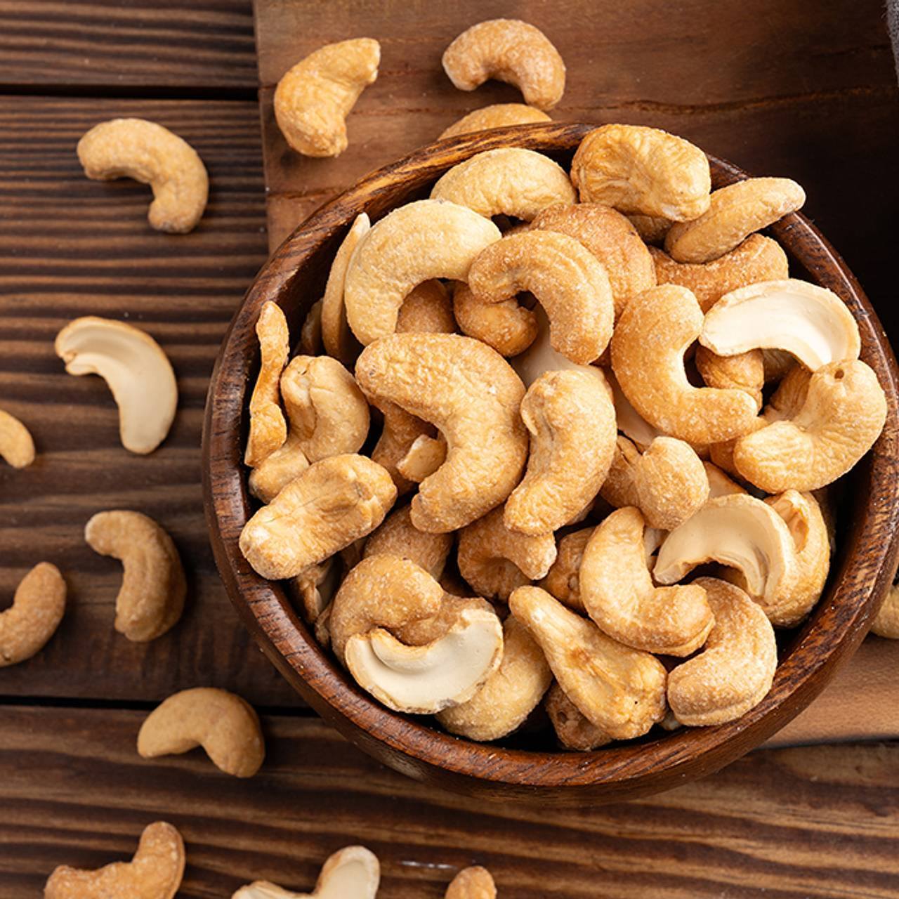 Cashew Nuts: A Delicious and Nutritious Snack Every Day